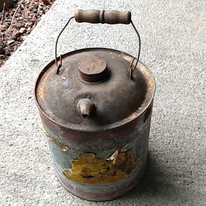 Great Antique  "Columbia"Oil Can